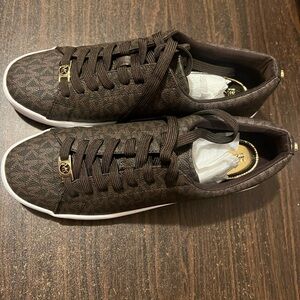 Michael Kors Women’s Keaton Logo Lace Up Sneakers NEW Without Box